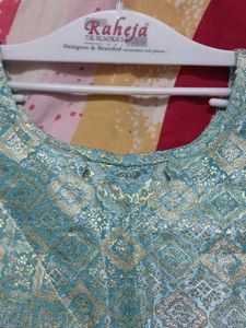 Banarasi Saree Ke design wali soft kurti
