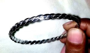 Twisted Bangle Bracelet