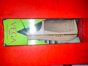 VEGA WOODEN COMB