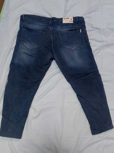 Damage Blue Strechable Jeans