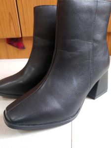 Black Women&#39;s Boots