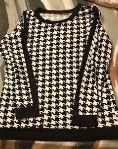 Houndstooth Print Top