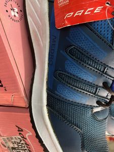 Sports Shoes