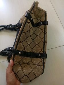 Stylish Patterned Handbag
