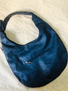 Stylish Leather Handbag