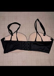Black padded push up bra