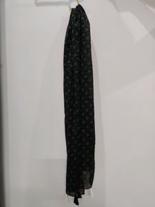 Black Scarf