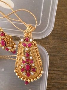 JEWELLERY SET