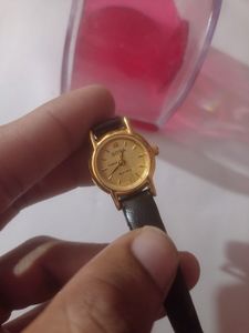 Hmt Women Quartz Watch