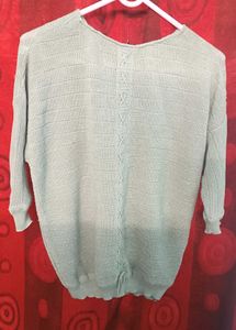 Ribbed Round Neck Pullover