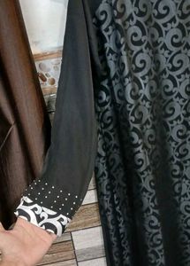 Saudi Abaya