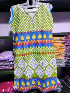Straight Printed Kurti With Half Sleev