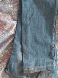 Guess Jeans