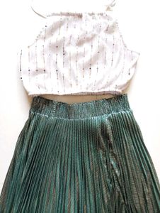 Metallic Green Sparkling Pleated Skirt