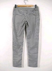 Checkered Slim Fit Trousers For Women