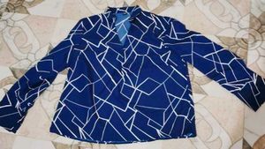 Geometric Print Blouse