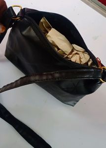 One Zipper Sling Bag