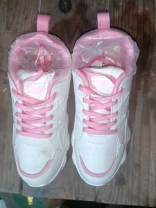 Stylish White &amp; Pink Sneakers