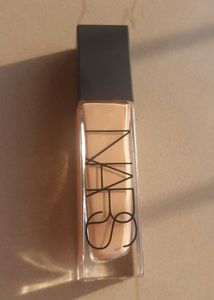 Original Nars Natural Radiant Longwear Foundation