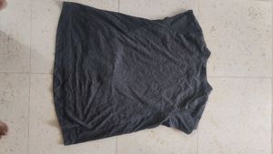 grey tshirt with sequined pocket i