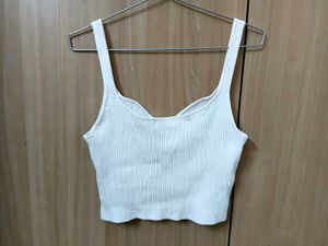 H&amp;M White Ribbed Top - Size
