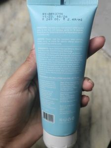 Dot &amp; Key Face Wash