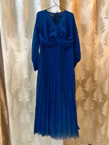 Elegant Blue Pleated Dress