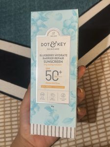 Dot&amp;key Blueberry Hydrate Barrier Repair Sunscreen