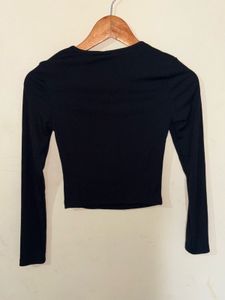 XS Cutout Long Sleeve Top