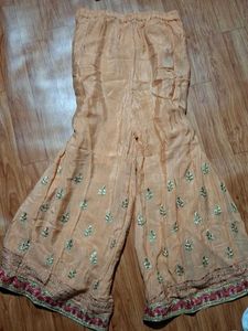 chatpate Kurta Set