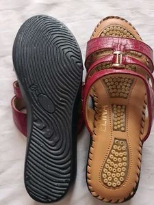 Stylish Red Flats