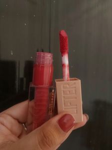 Maybelline New York Lifter Gloss (Petal)