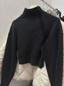 H&amp;m Black Cropped Pullover