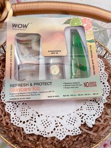 WOW Skin Science- Refresh &amp; Protect kit