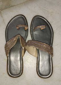 Embellished Toe Ring Sandals