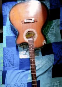 Brand New SIGNATURE Guitar 🎸 😍
