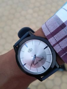 Denis Parker Watch - Stylish Timepiece