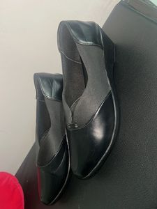 Black Wedge Stylish Pumps