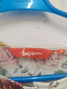 Ajio fusion Women White Assymetric Kurta