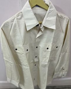 Levi&#39;s Blue Checkered and weltex plain Shirt