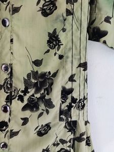 Light Green Floral Buttoned Kurta
