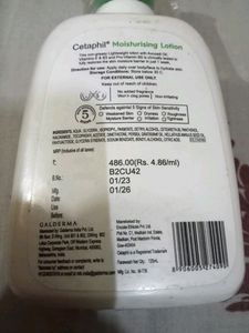 CETAPHIL Moisturising Lotion Vitamin E, B3 nd B5