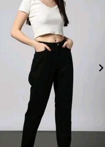 High Waist Mom-Fit Black Jeans
