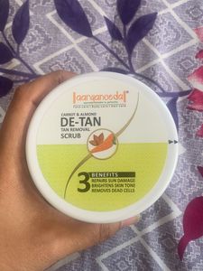 Aaranyaveda Detan Scrub