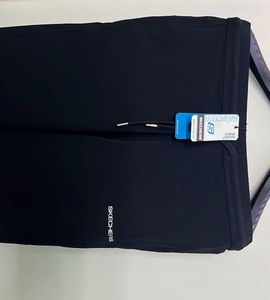 SKECHERS BLACK SOLID TRACK PANTS WITH 3 ZIP POCKET
