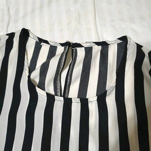 Black And White Striped Top For Women