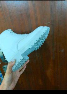 Trendy Boot🎀