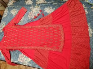 Offer Kurti With Skirt For Daily Use