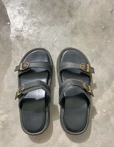 platform sandal from myntra