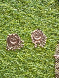 2 oxidise necklace set with earrings.